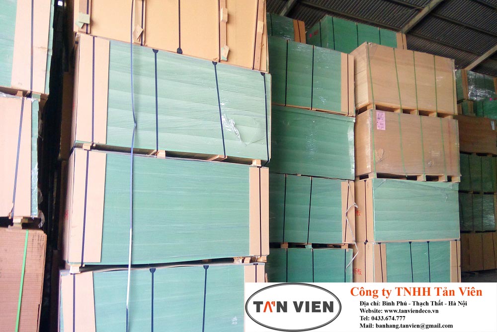 Các sản phẩm gỗ MDF tại Hà Nội đang ngày càng được ưa chuộng bởi vì tính thẩm mỹ và độ bền cao. Hình ảnh liên quan sẽ giúp bạn có cái nhìn trực quan hơn về những sản phẩm nội thất được làm từ gỗ MDF tại Hà Nội.